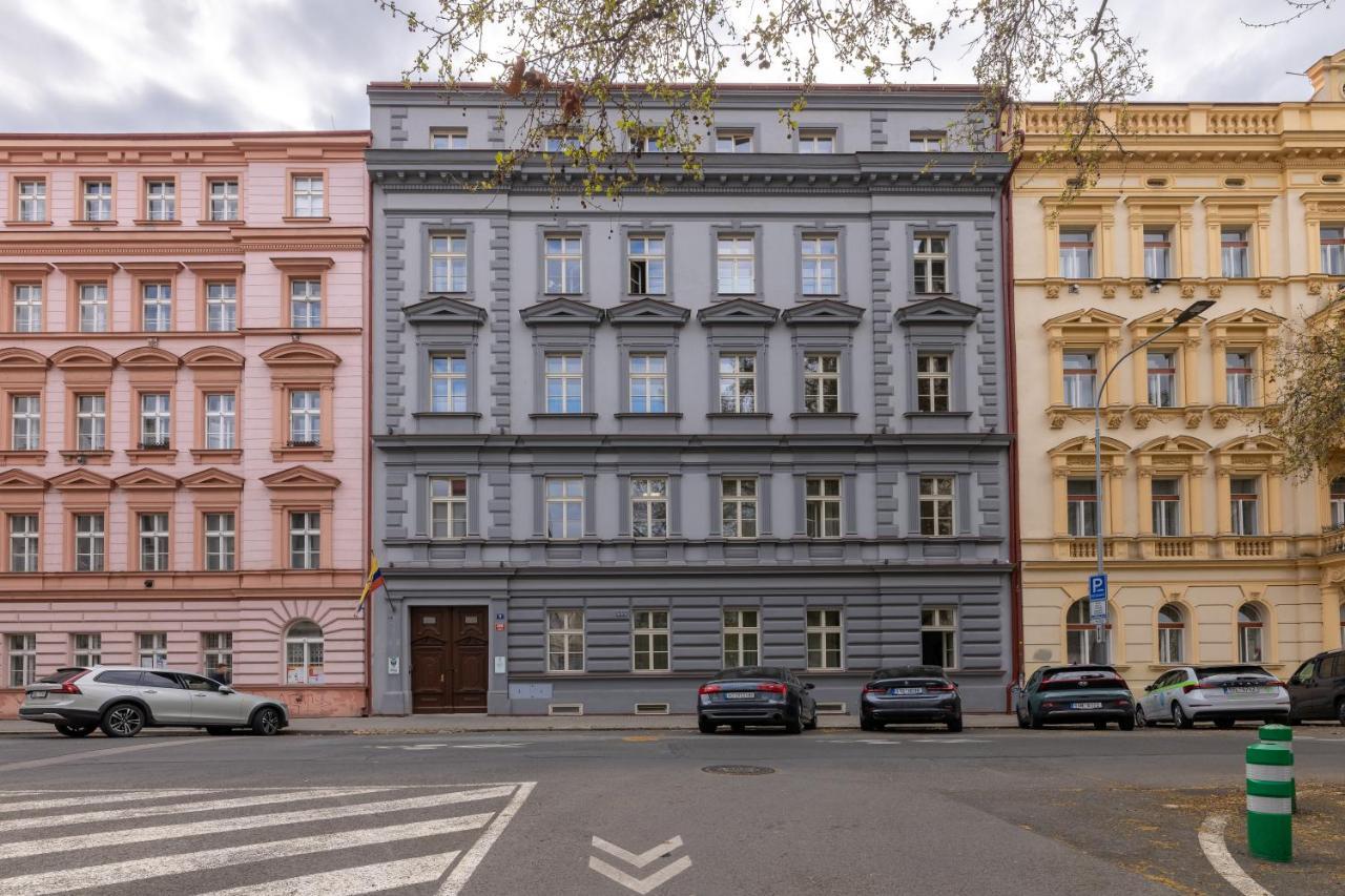 Luxurious, Charming Studio Perfect For Couples Prag Eksteriør billede